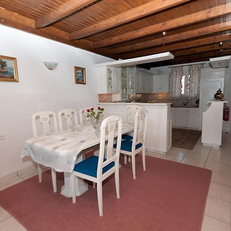 Sweet Memories Beach Houses Mesongi Exterior photo