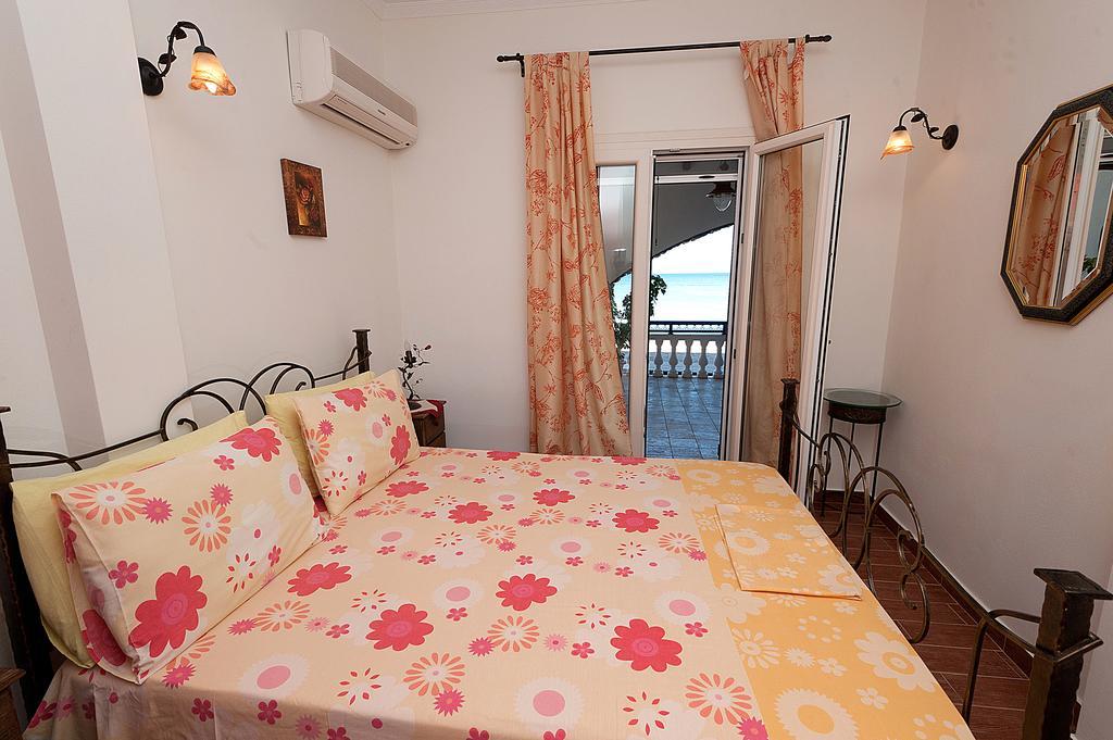 Sweet Memories Beach Houses Mesongi Exterior photo