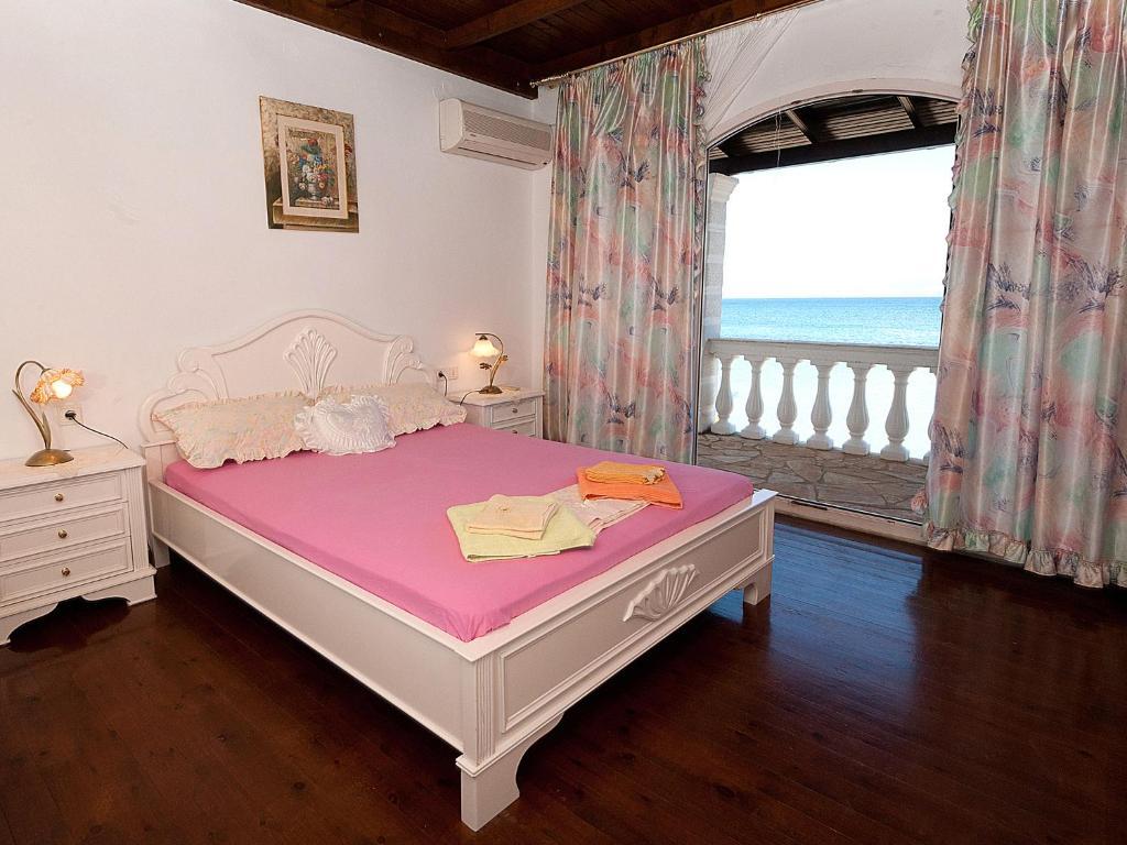 Sweet Memories Beach Houses Mesongi Room photo